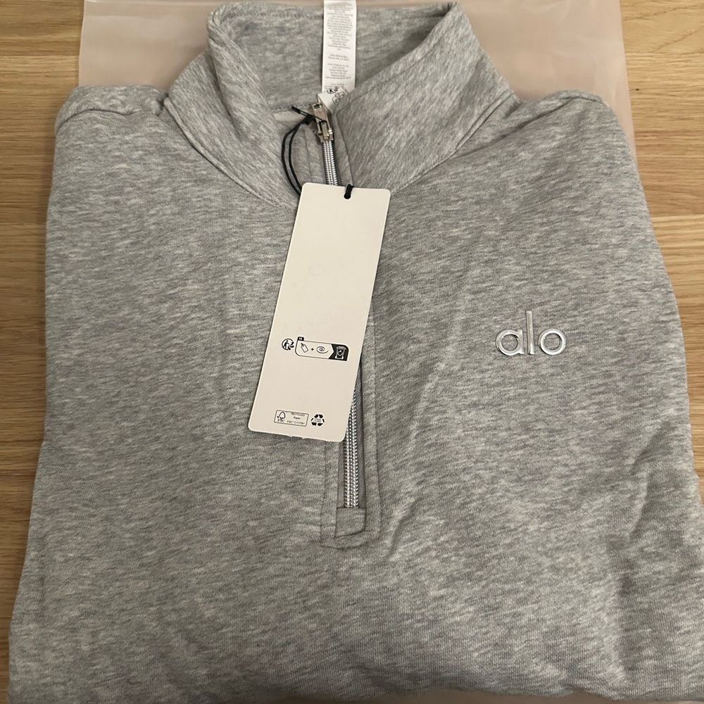 ALO Yoga Men's Light Gray Zip-Up Sweater SET